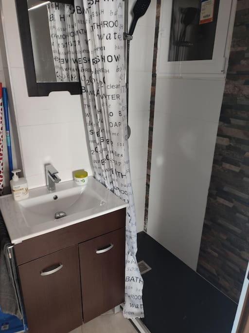 Apartamento Cerca Plaza Pilar سرقسطة المظهر الخارجي الصورة